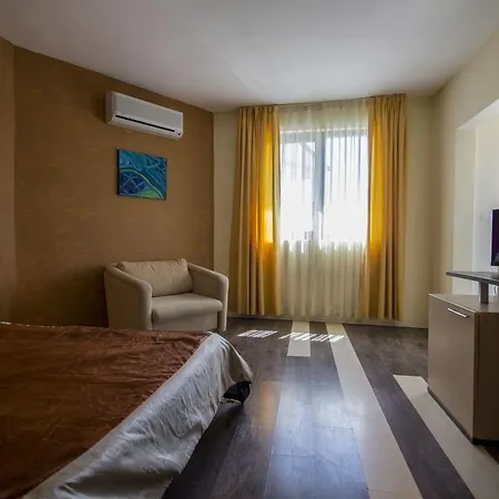 Coral Πανσιόν Obzor