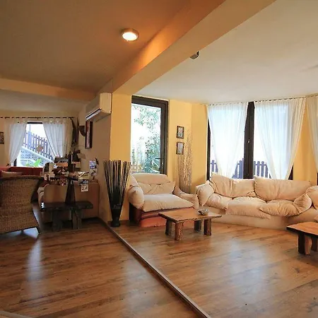 Coral Гостевой дом Обзор