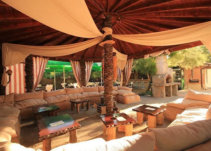 Къща за гости Coral 3*