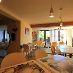 Coral بيت ضيافة 3*