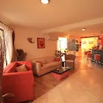Coral ابزور