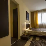 Coral 3*