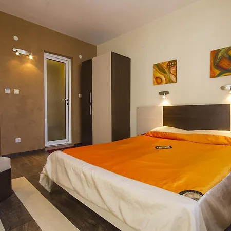 Pensionat Coral 3*