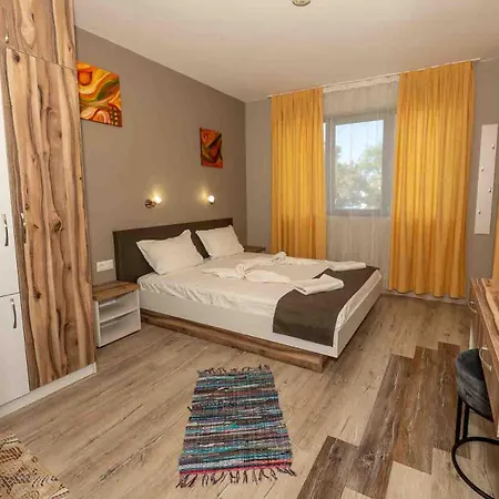 Guest house Coral 3*